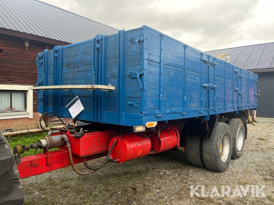 Spannmålsvagn med kran Hiab 11 m3