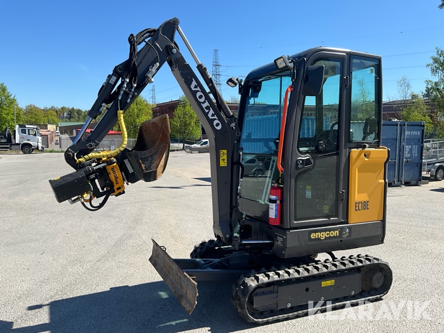 Grävmaskin Volvo EC18E med släp, rotator och redskap