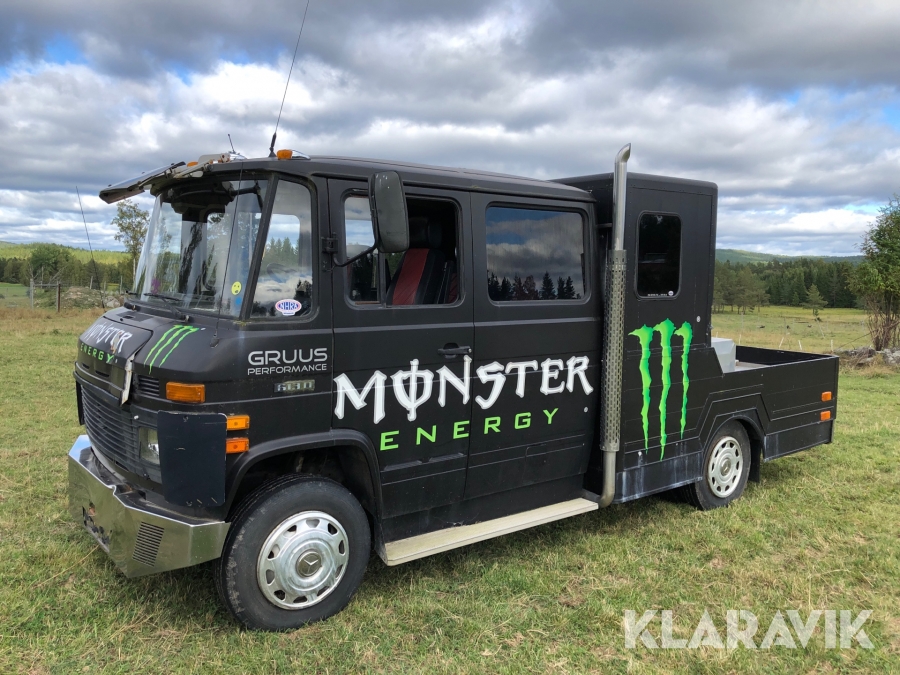 Trailerdragare Mercedes  613D 