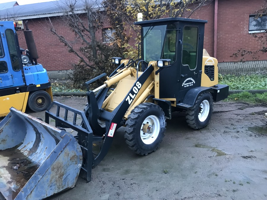 Lastmaskin ZL08
