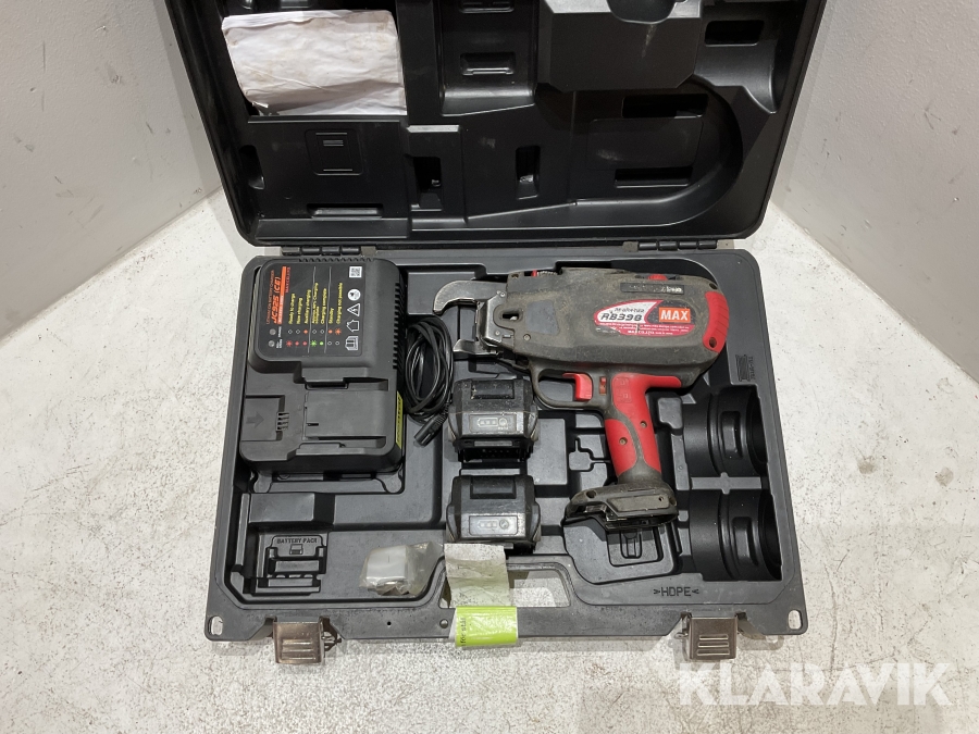 Najmaskin för stål MAX RB398