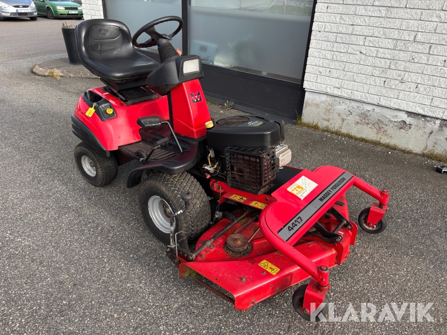 Åkgräsklippare Massey Ferguson 4417