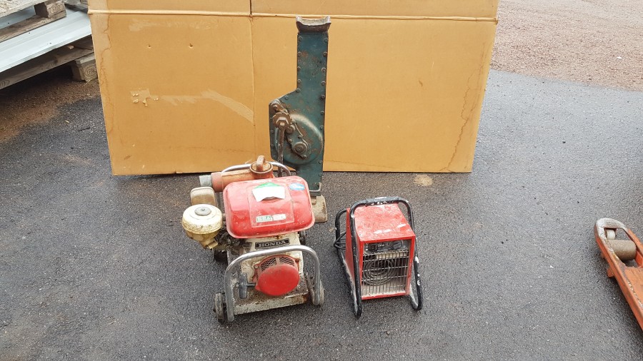 Husdomkraft / Vattenpump / Byggfläkt