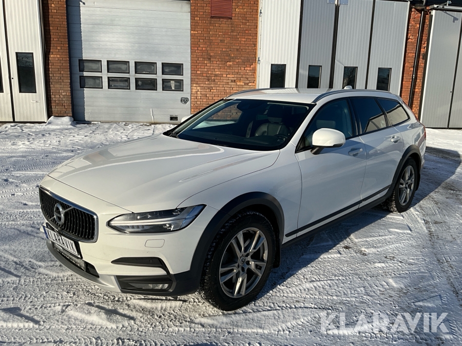 Volvo V90 Cross Country