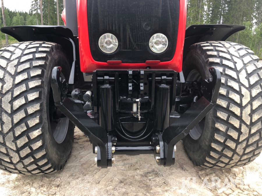 MASSEY FERGUSON 8460 begagnad - standardtraktor - 250 ch - 2009