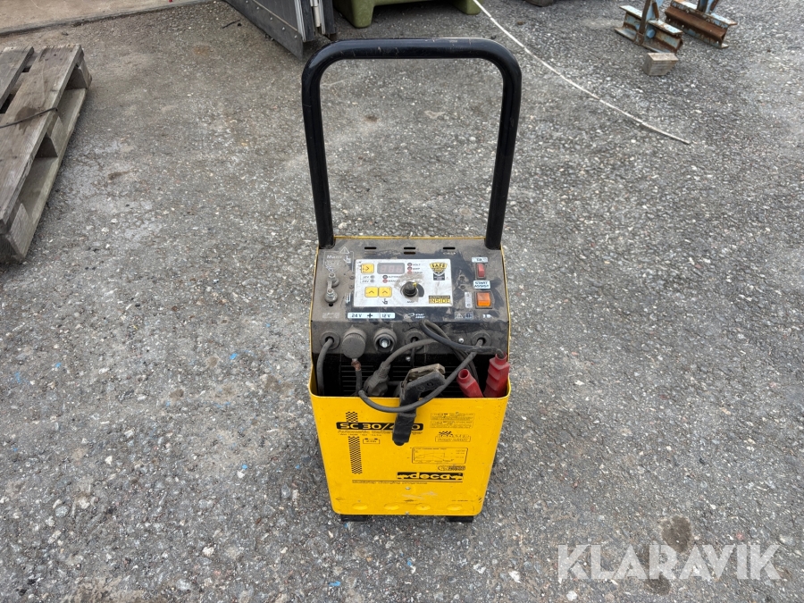 Batteriladdare/starthjälp Deca SC 30/400