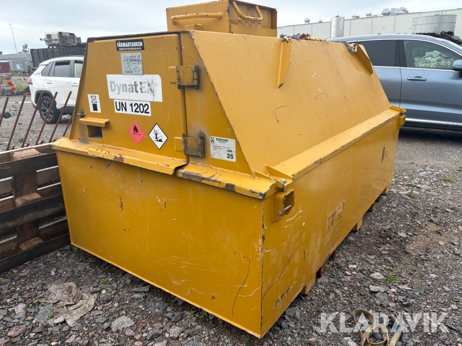 Dieseltank med pump Färmartank