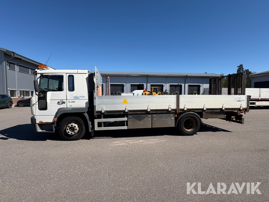 Lastbil Volvo FL  200