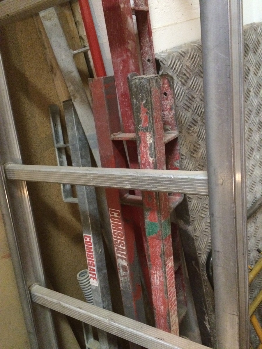 Ett parti med Combisafe produkter