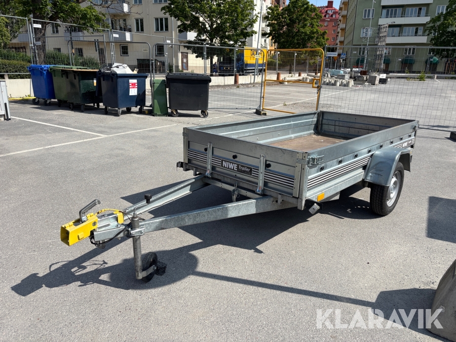 Personbilssläp Niewiadów