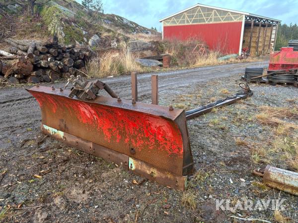 Snöblad Vreten K 2800 U med bom