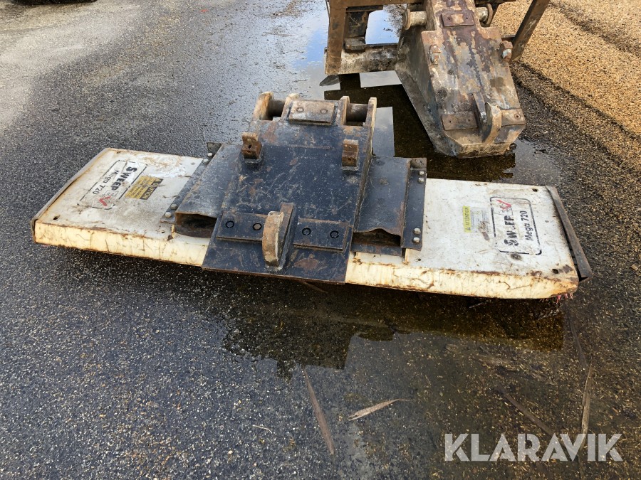 Sopborste till grävmaskin med B20 fäste Sweepex Mega 720 