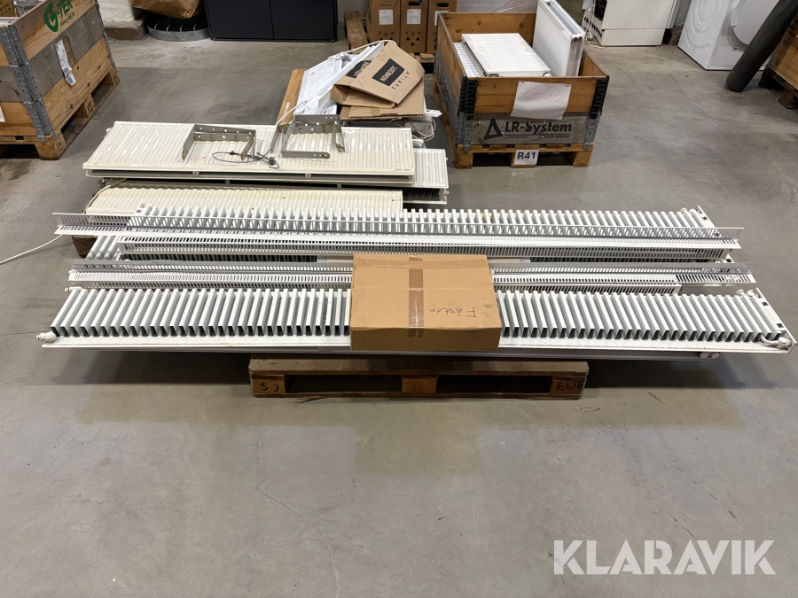 Radiatorer el/vatten 18 st