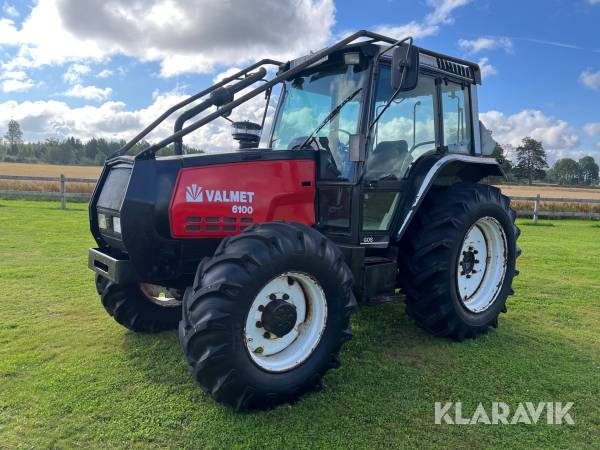 Traktor Valmet 6100 Skogsutrustad