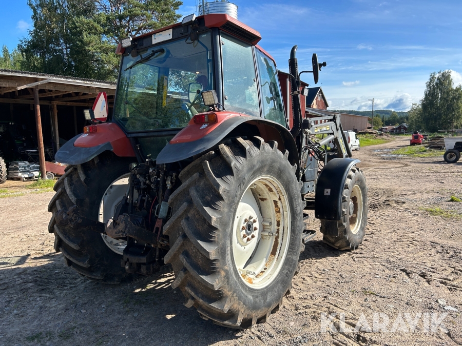 Traktor New Holland M115 Falun Klaravik auktioner