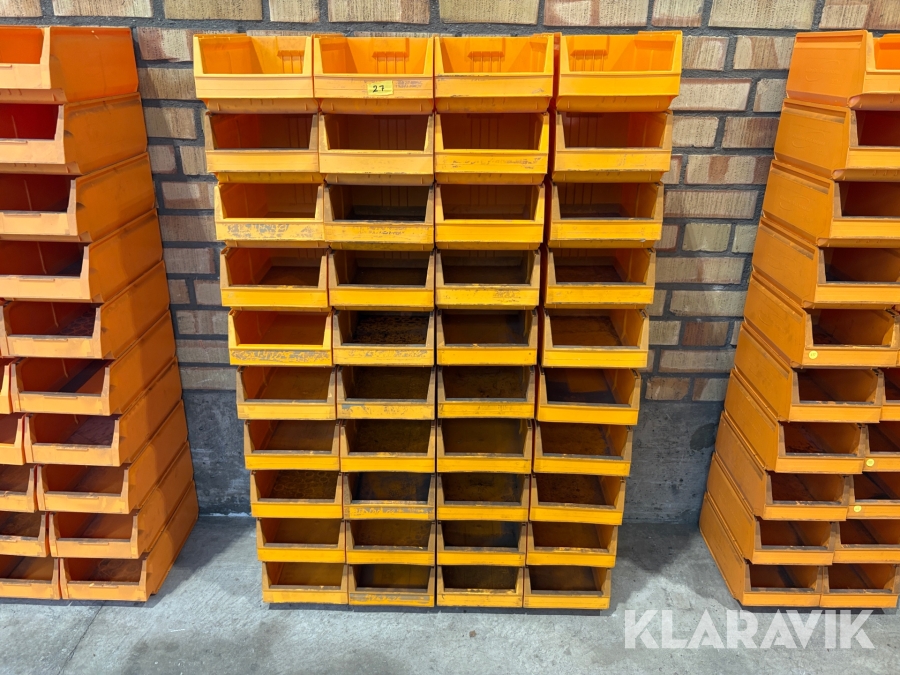 Plastlådor 40 st