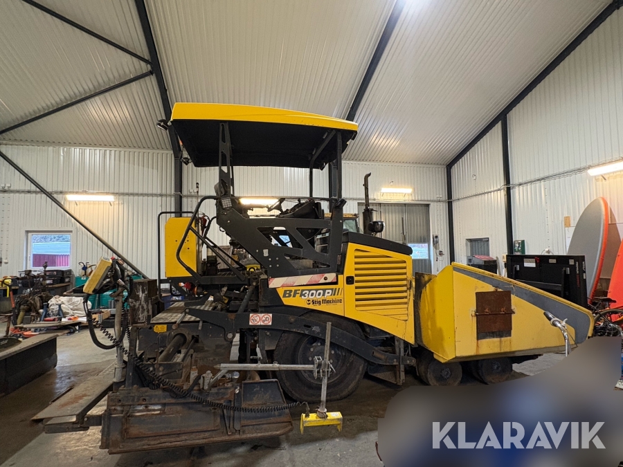 Asfaltläggare Bomag BF300P elvärme