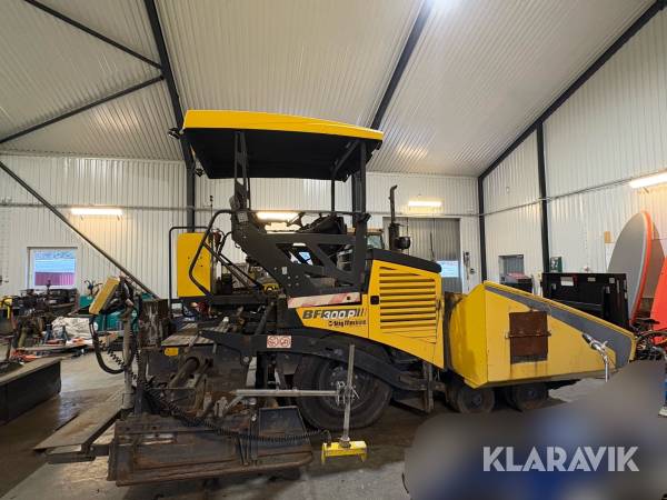 Asfaltläggare Bomag BF300P elvärme