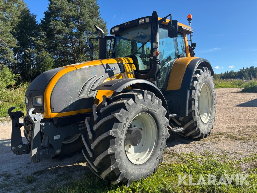 Traktor Valtra T202