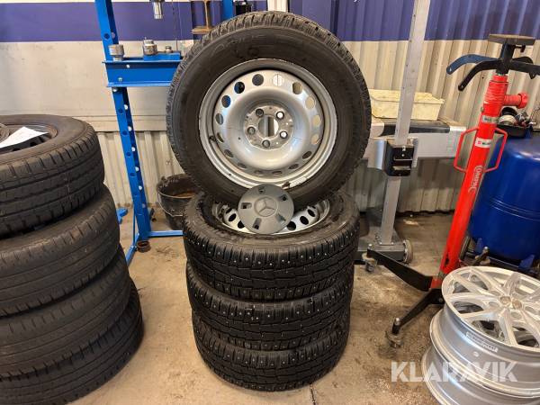 Vinterdäck Mercedes 205/65R16c 4st