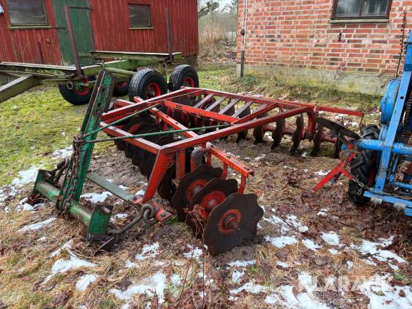 Tallriksharv Kverneland Skålsvans