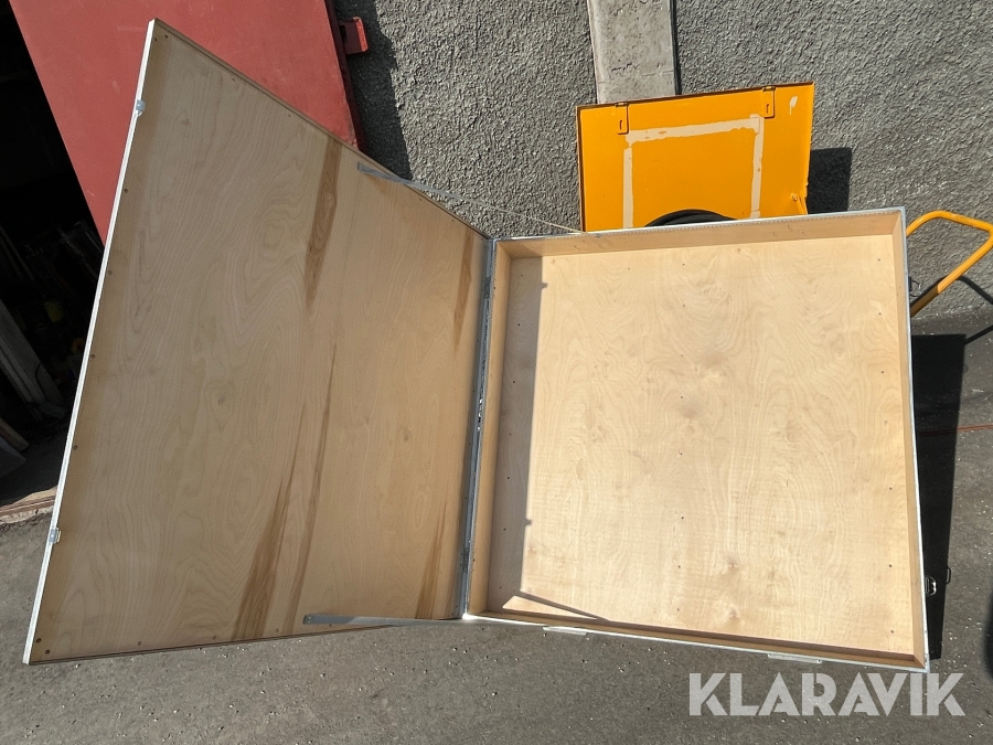 Plywood låda Efab
