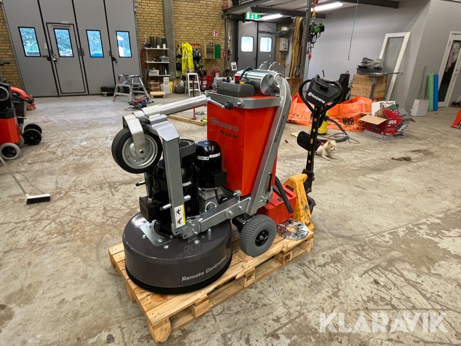 Golvslip fjärrstyrd Husqvarna PG 680 RC