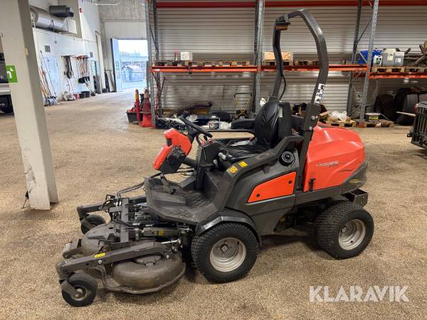 Åkgräsklippare Husqvarna P525D vikplog och hytt