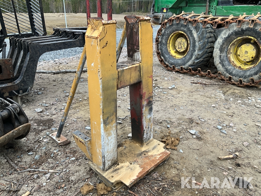 Kranstöd till Tiger cat 1075C