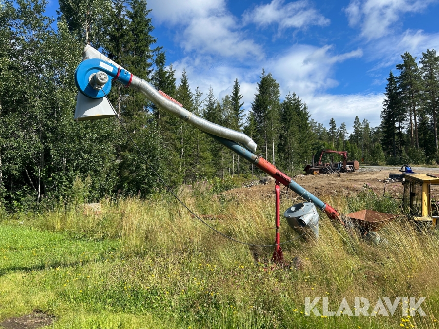 Foderskruv med utsugsfläk Kongskilde