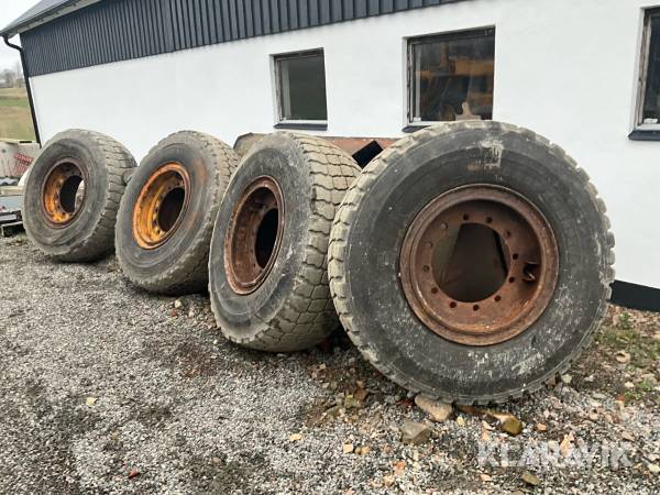 Vinterhjul Michelin 17,5 R25 4st