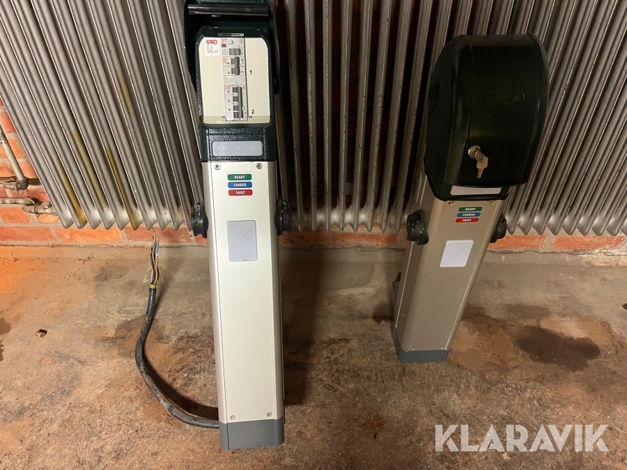 Laddstolpar för elbil Garo 2 st