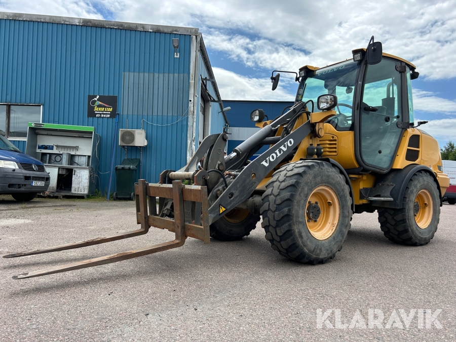 Hjullastare Volvo L25F med gafflar & skopa