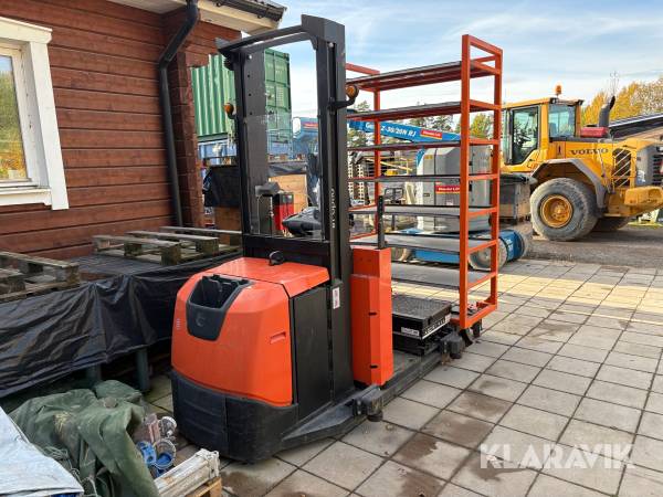 Plocktruck Toyota OME100N