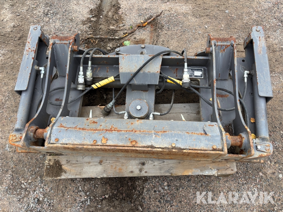 Skevfäste med dubbla Stora BM Ufo