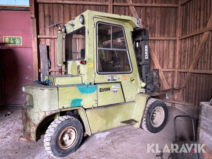 Truck Clark C500 Y90D