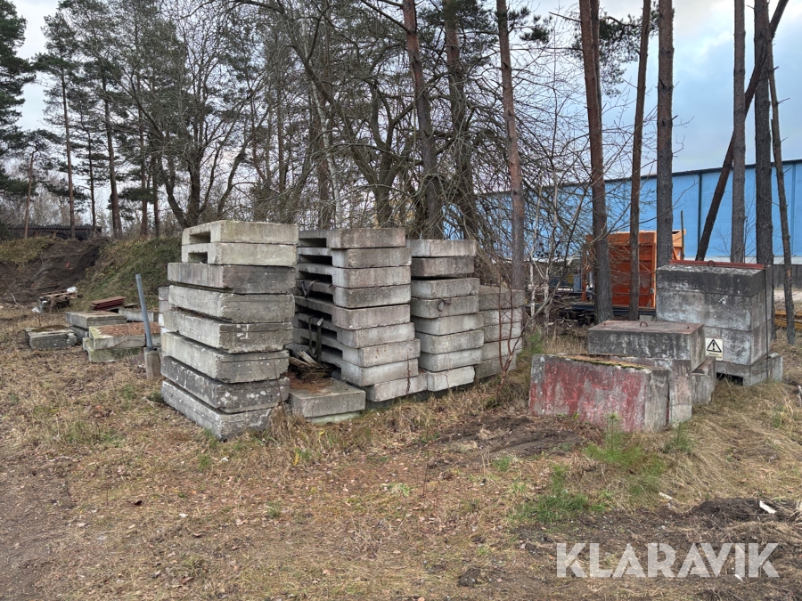 Diverse betongfundament