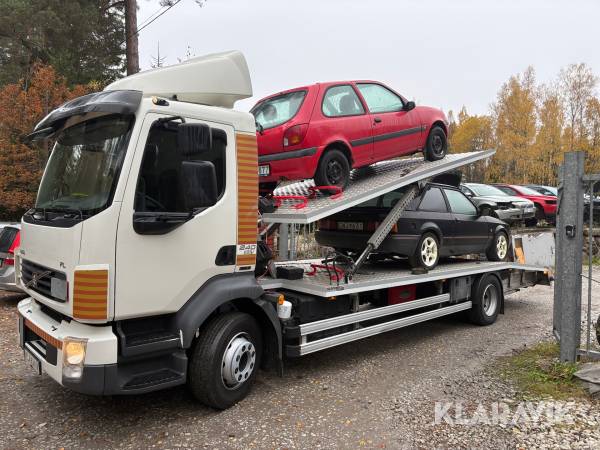 Lastbil Volvo FL Biltransport