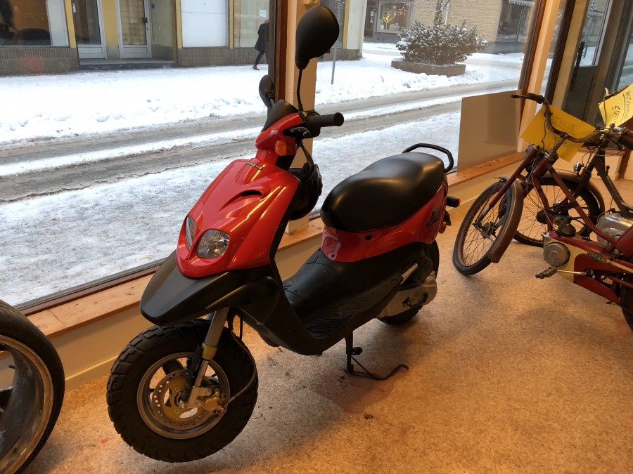 Vespa Peugot Trekker