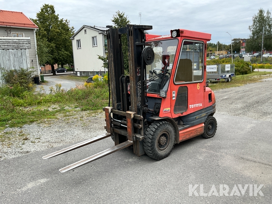 Truck Toyota 02-6FDF25