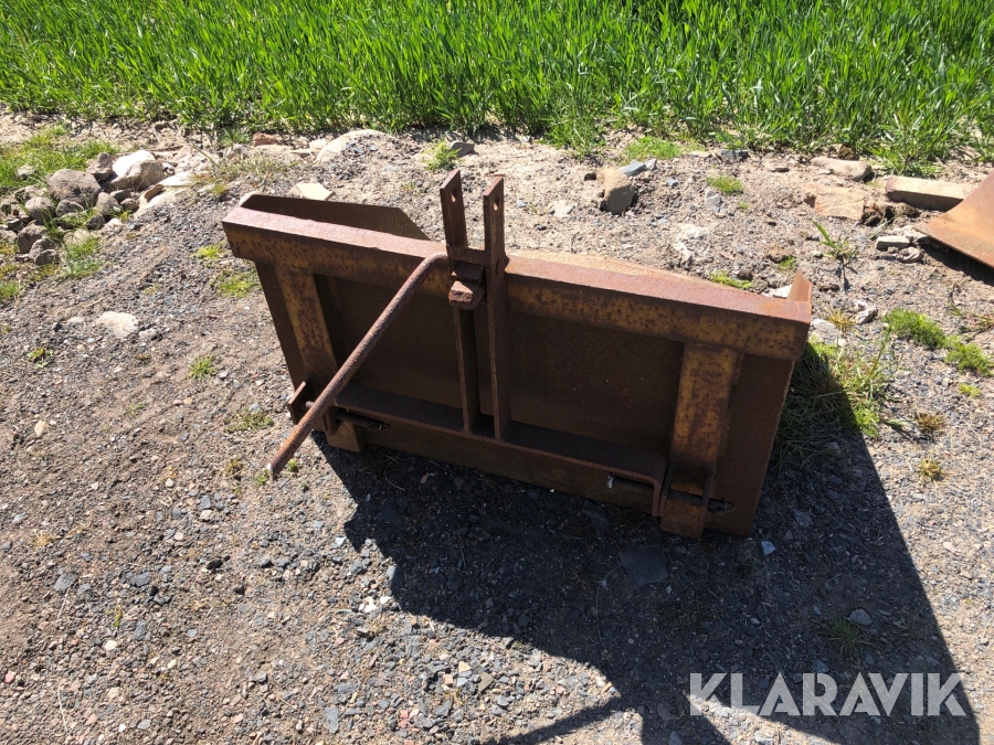 Bakskopa med tipp Trepunkt