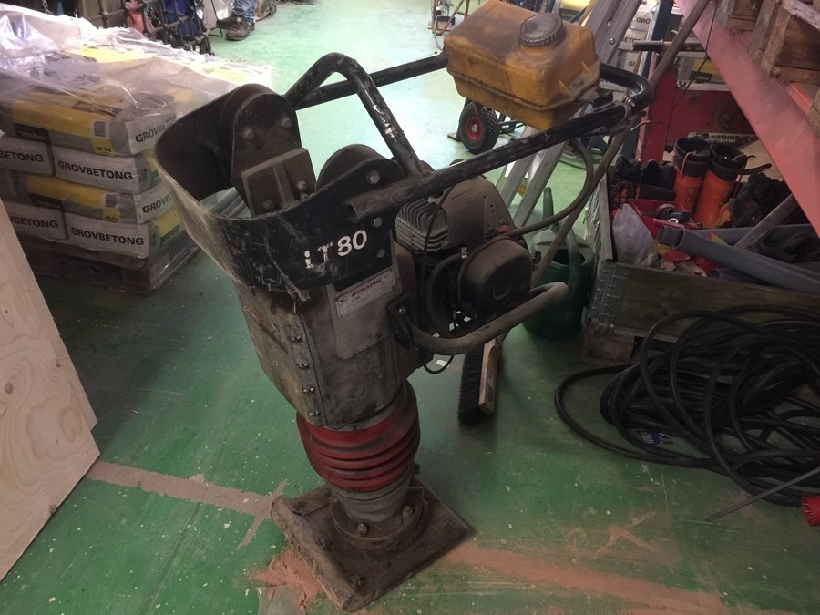 Stamp / Vibratorstamp