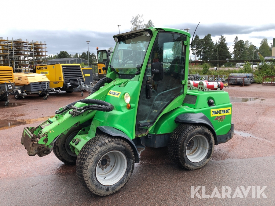 Kompaktlastare Avant 750