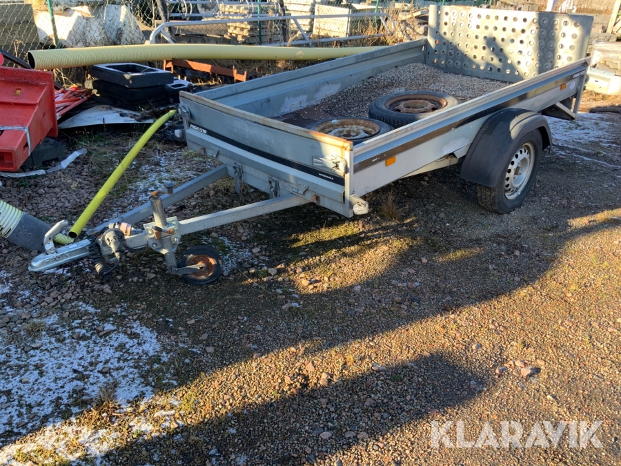 Personbilssläp Thule FSU med tipp, obromsat