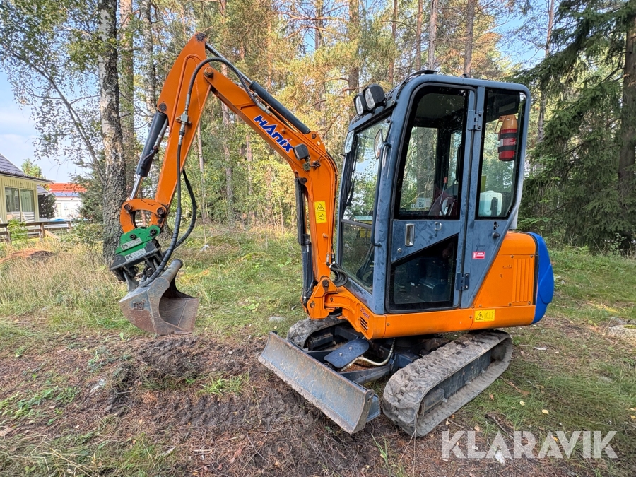 Grävmaskin Hanix 15B-2