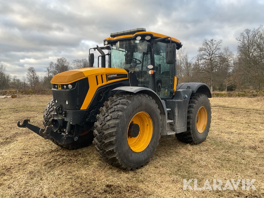 Traktor JCB Fastrac 4220