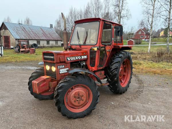 Traktor Volvo BM 2254