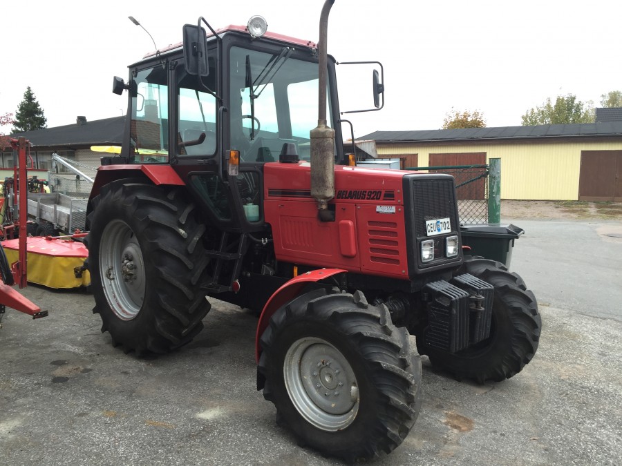Traktor BELARUS 920