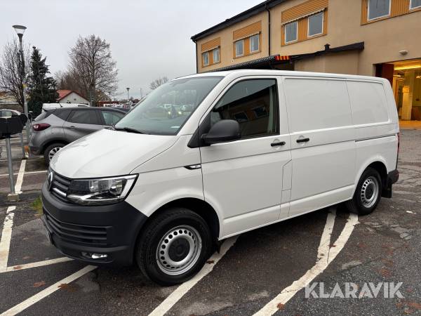 Skåpbil Volkswagen Transporter T30 2.0 TDI BMT DSG 150 hk
