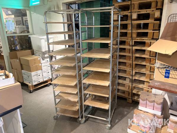 Stickvagn 2 st med hyllplan